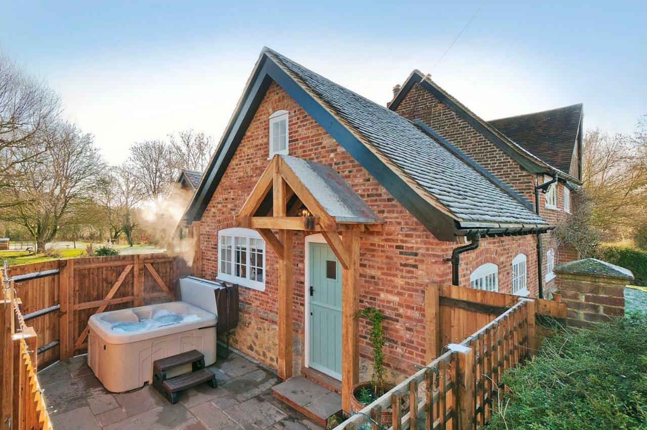 Villa The Annexe With Hot Tub Maidstone Exterior foto